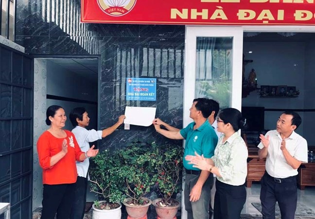 lan toa tinh than nhan ai trong dong bao cong giao o ba ria vung tau hinh 2