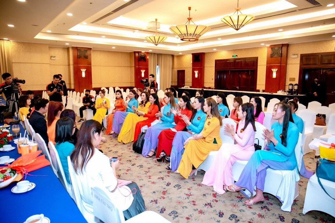 chung ket hoa hau quy ba viet nam se doi lich to chuc sang thang 11 2022 hinh 1