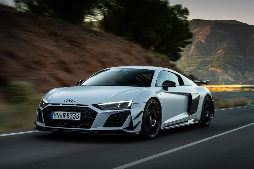 kham pha mau xe audi r8 gt rwd  phien ban cuoi cung dung dong co hut khi tu nhien hinh 2