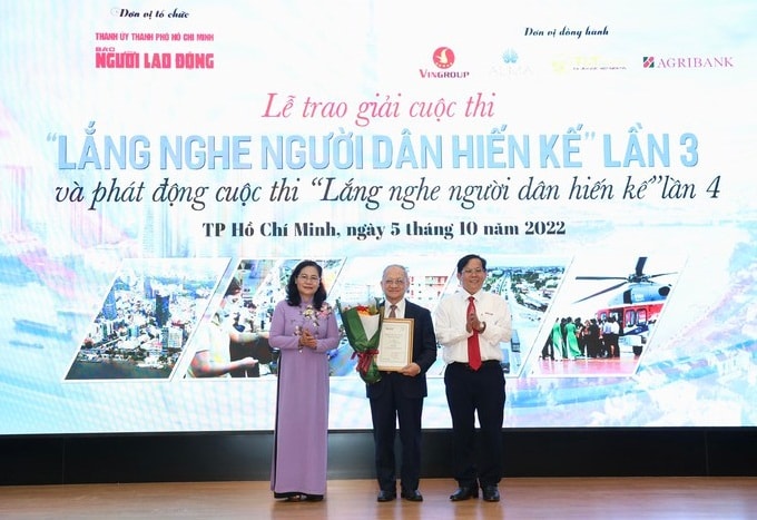 le trao giai cuoc thi lang nghe nguoi dan hien ke lan 3 hinh 1