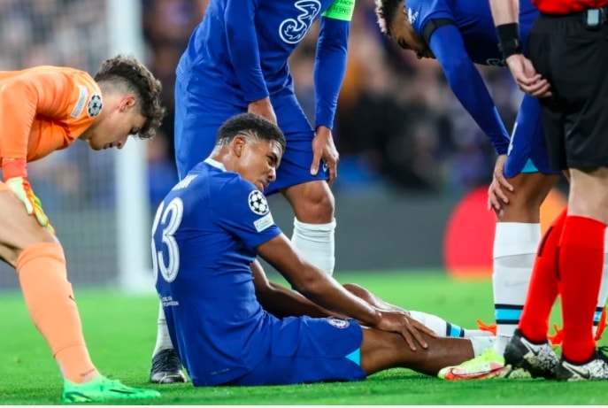 aubameyang toa sang chelsea gianh chien thang 3 0 truoc ac milan hinh 2