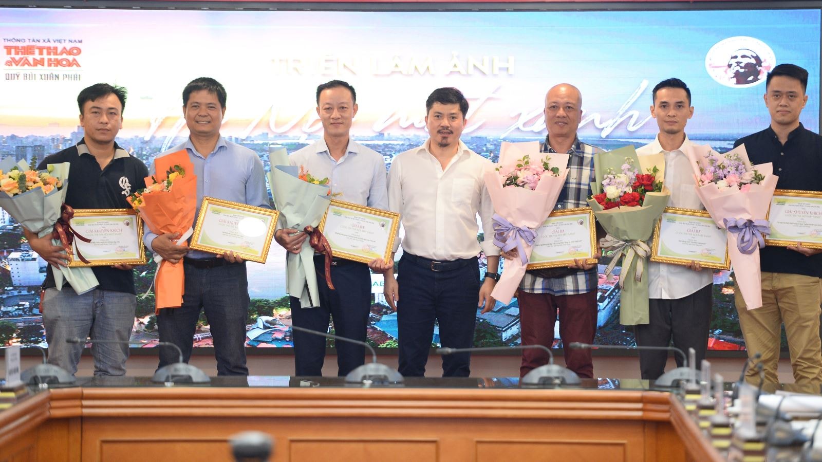 bao the thao van hoa cong bo ket qua giai thuong lan thu 15 nam 2022 hinh 2