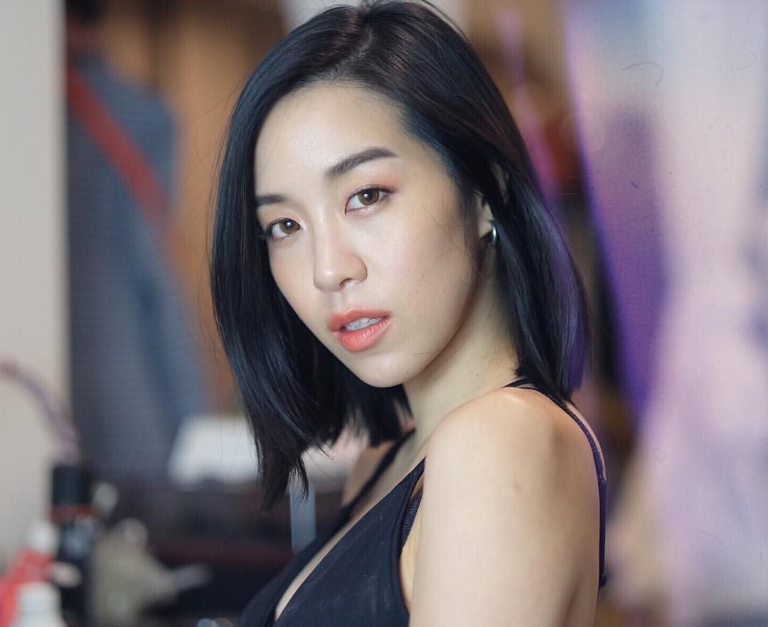 dien vien thai lan bi cong dong mang che bai vi yeu cung luc 4 nguoi hinh 2