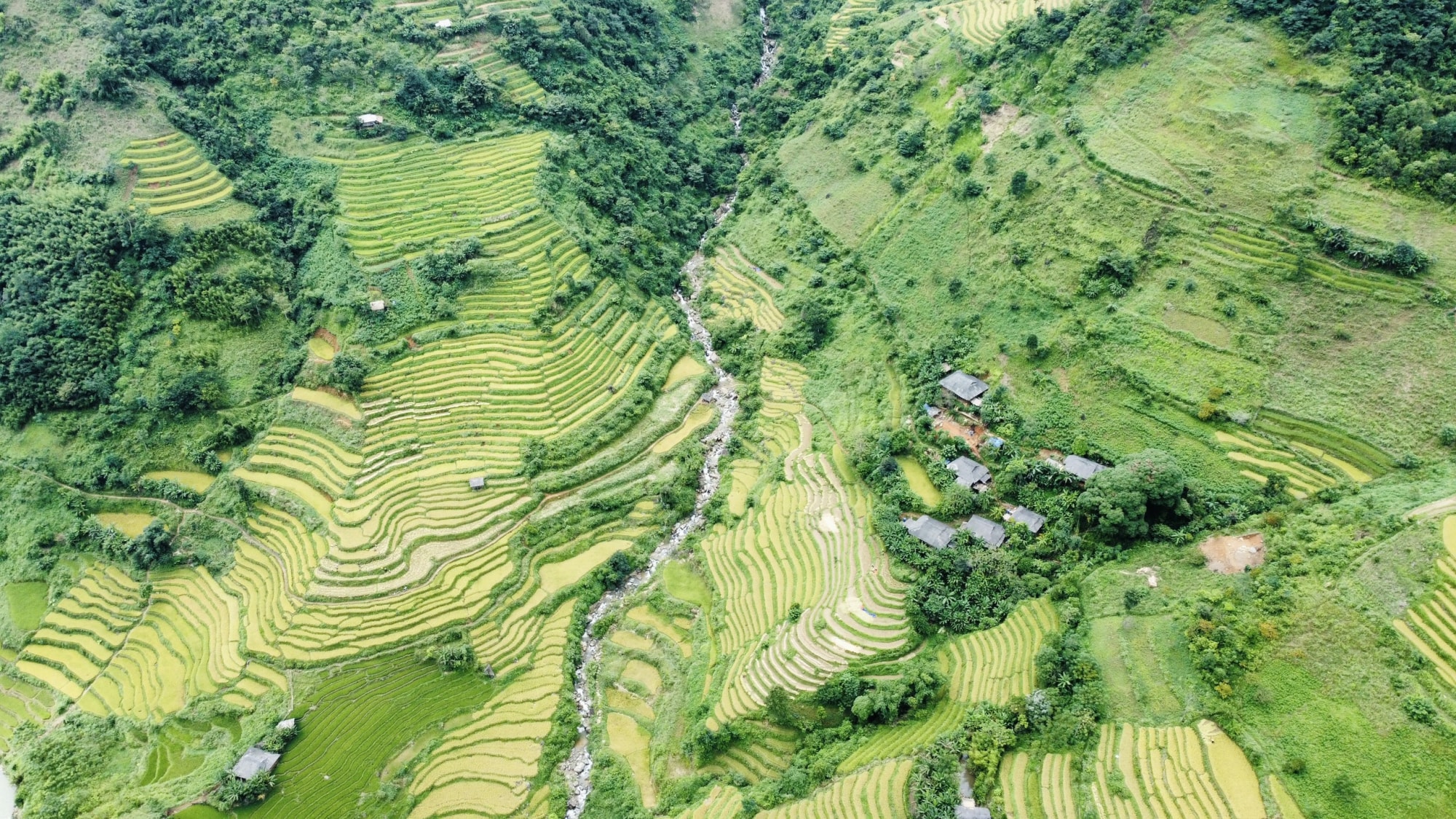 trai nghiem cam giac cuc manh voi cung duong deo 15 tang khau coc cha hinh 9