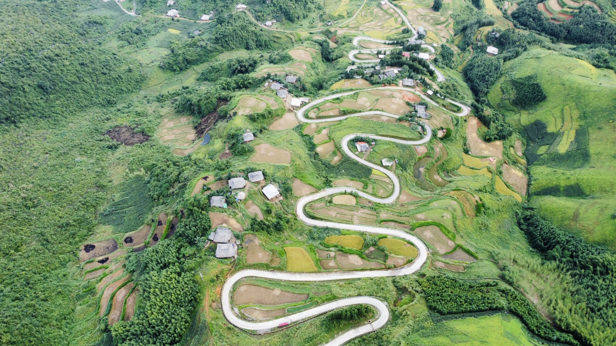 trai nghiem cam giac cuc manh voi cung duong deo 15 tang khau coc cha hinh 3