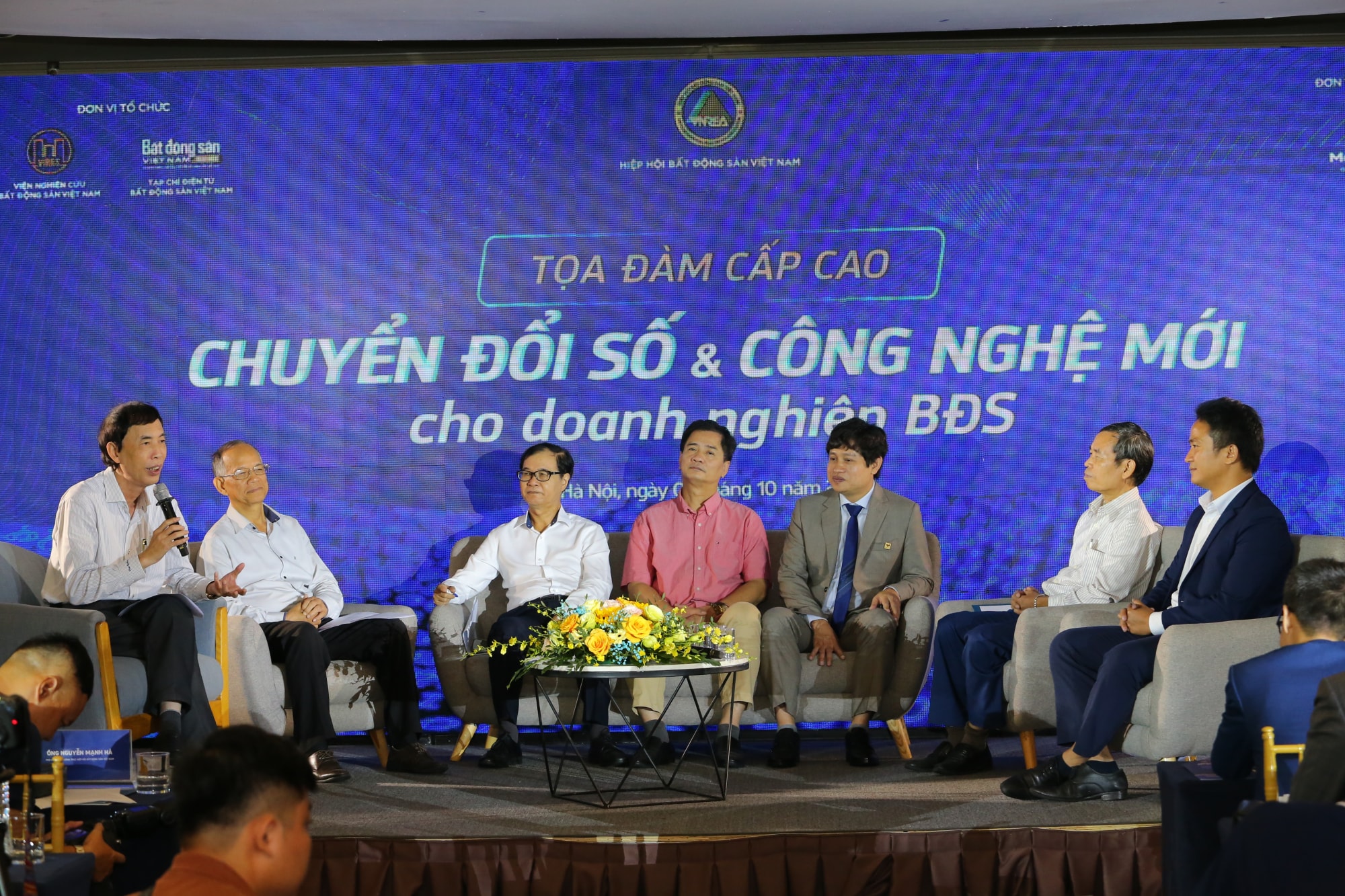 chuyen doi so bat dong san dang cham chan hinh 2