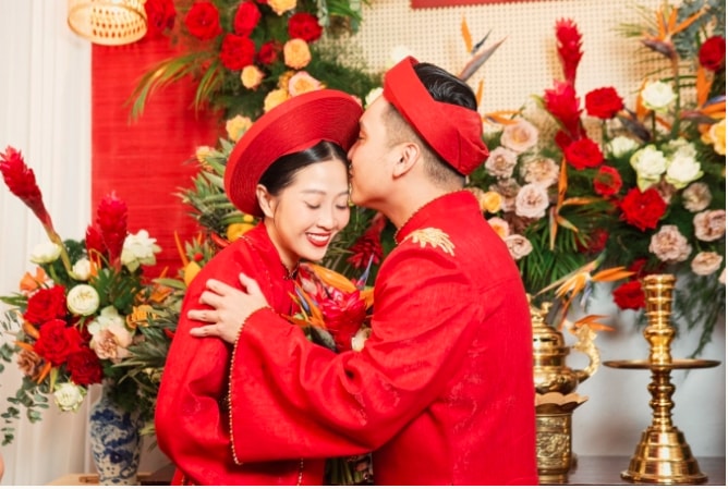 doc dao voi le ruoc dau phong cach mien tay cua mc lieu ha trinh hinh 3