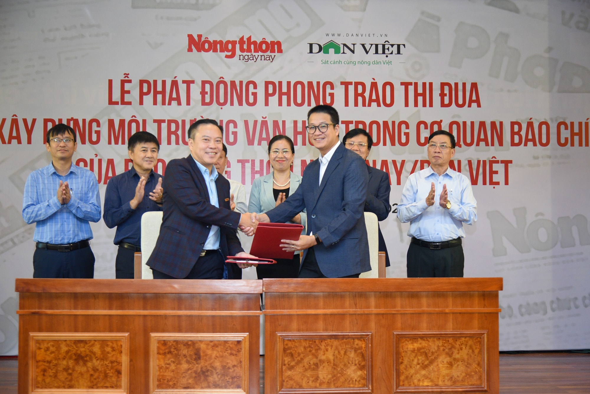 bao nong thon ngay nay bao dien tu dan viet phat dong phong trao thi dua xay dung moi truong van hoa hinh 8