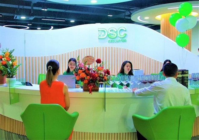 ctcp chung khoan dsc lo ky luc trong quy ii bi phat vi lien tuc cho thanh vien hdqt vay tien trai quy dinh hinh 1