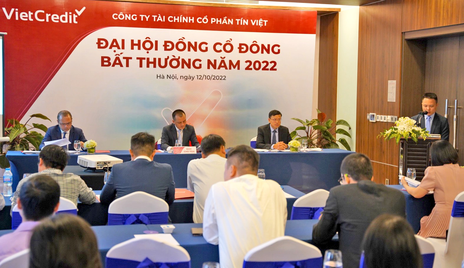 vietcredit to chuc dai hoi dong co dong bat thuong nam 2022 hinh 1