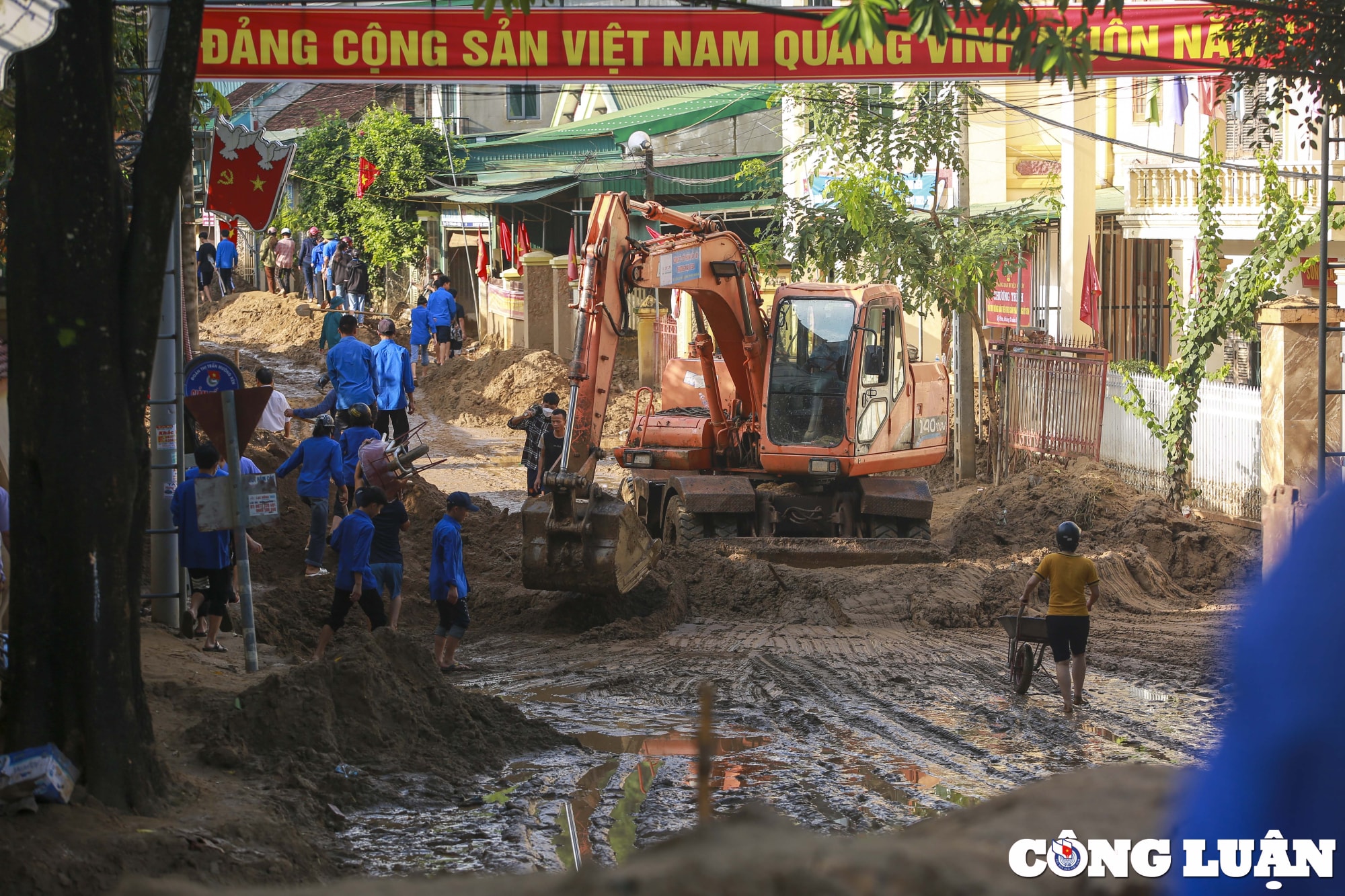 nhung tia nang vang mang hy vong den voi mien bien gioi hinh 3