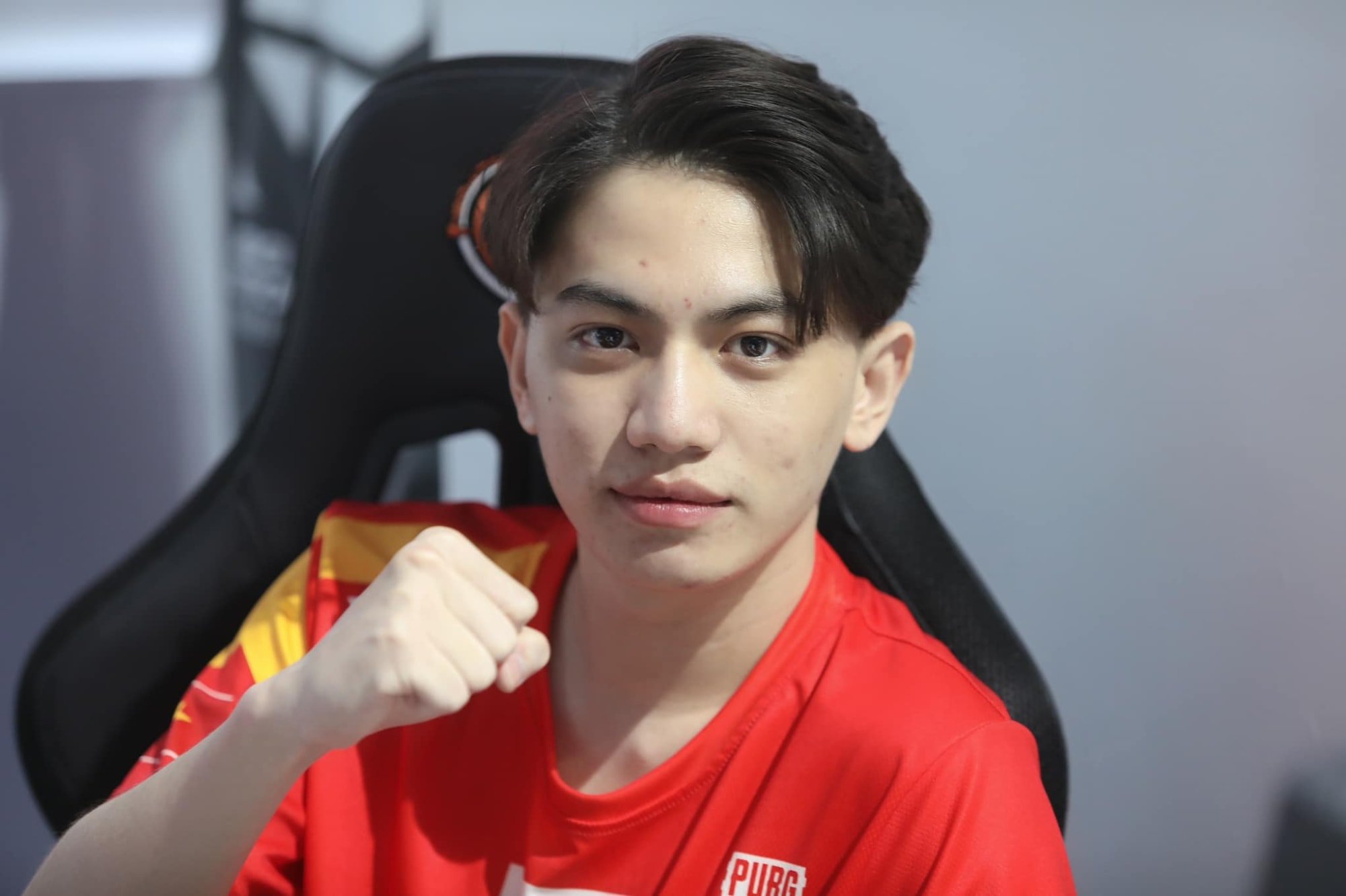 tuyen thu esports cung viet nam len dau truong quoc te thu nhap du nuoi gia dinh khi chi moi 20 tuoi hinh 6