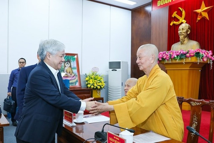 phat giao viet nam dem lai niem tin manh me cua toan xa hoi hinh 1