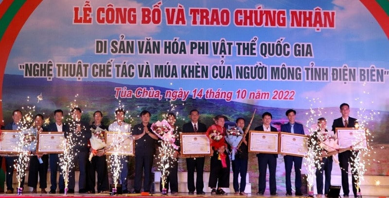 nghe thuat khen cua nguoi mong o dien bien tro thanh di san quoc gia hinh 1