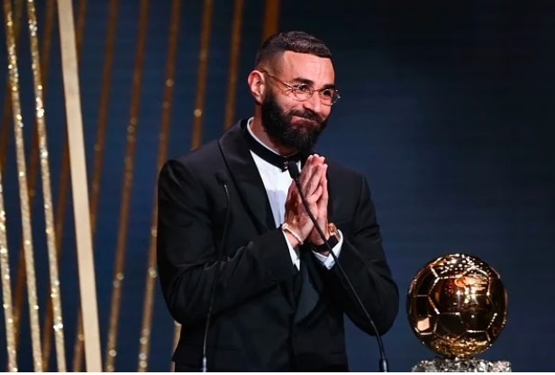 karim benzema doat giai thuong qua bong vang 2022 hinh 3