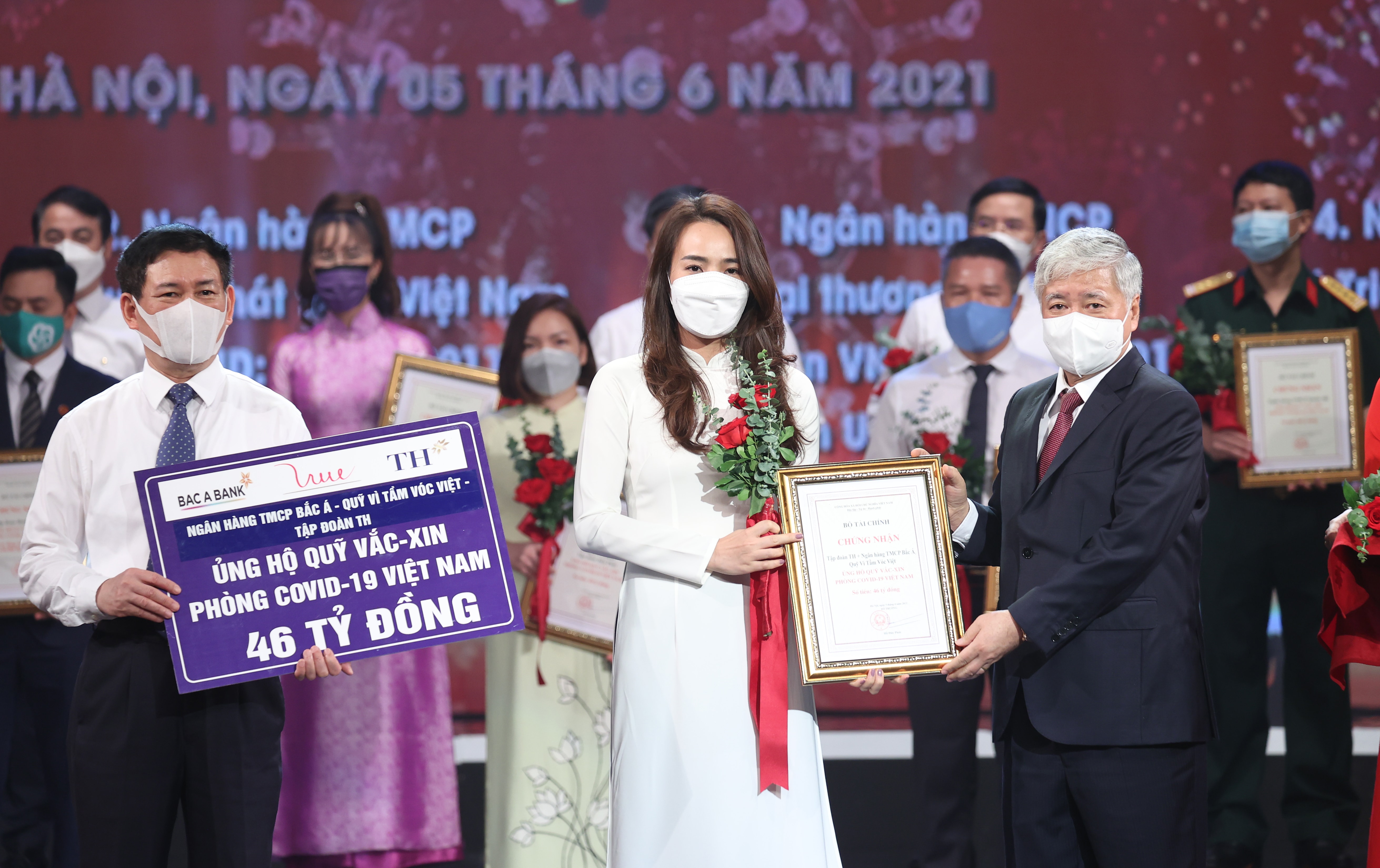 doanh nhan tieu bieu thai huong nguoi hien thuc hoa nhung khat vong cong hien vi suc khoe cong dong hinh 5