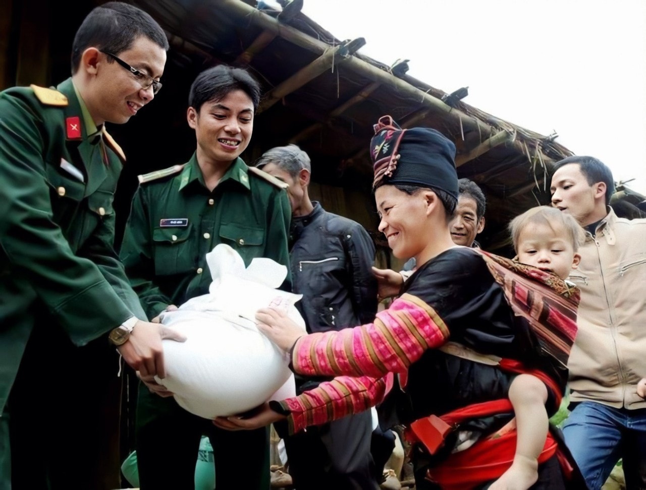 nha bao hoang truong giang tu thien chang chung to minh dac biet hay minh gioi dau hinh 6