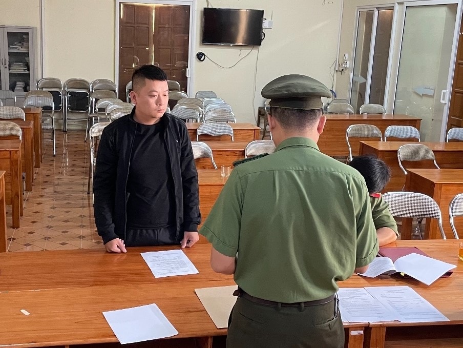 them mot dai ly trong duong day danh bac cua phan sao nam bi danh sap hinh 1