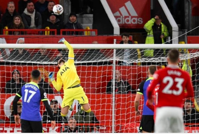 danh bai tottenham 2 0 man united gui chien thu toi chelsea hinh 4