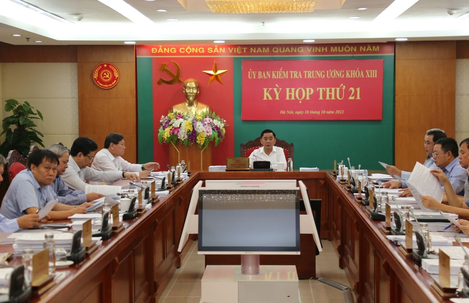 canh cao ong nguyen quang thuan nguyen chu tich vien han lam khoa hoc xa hoi viet nam hinh 1