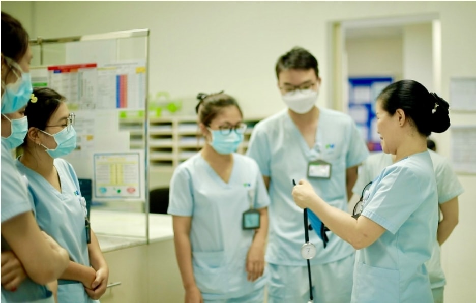 pgd dieu duong nguoi viet dau tien cua benh vien fv xem benh nhan nhu nguoi than hinh 3
