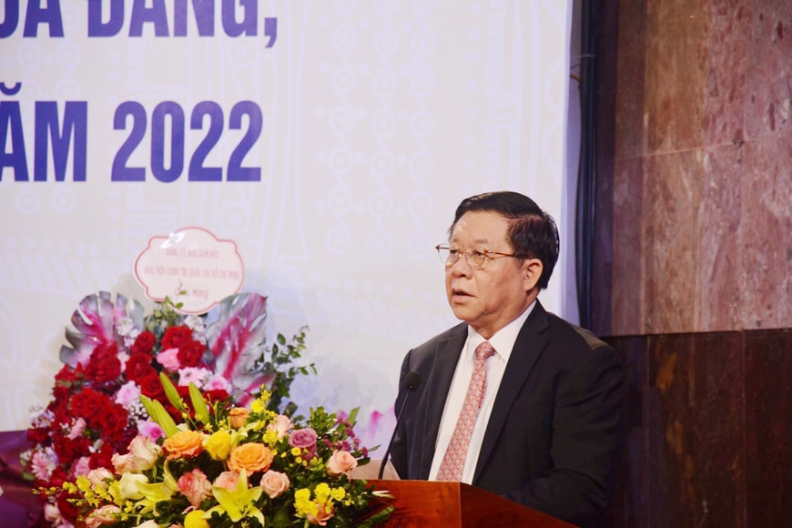 dang uy khoi cac co quan trung uong trao giai cuoc thi viet chinh luan ve bao ve nen tang tu tuong cua dang hinh 1