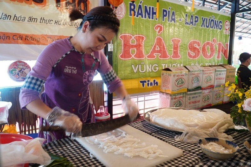 den lang du lich sinh thai ong de kham pha 1000 mon ngon hinh 5