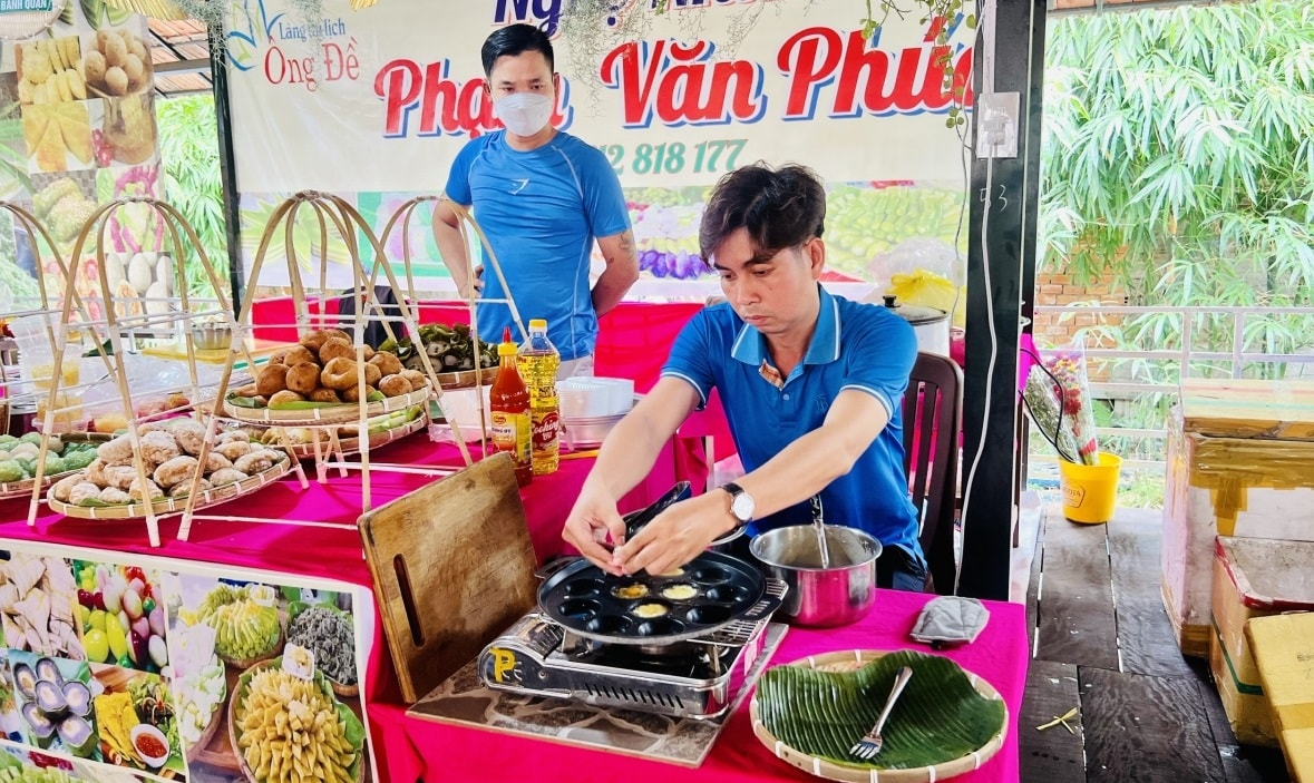 den lang du lich sinh thai ong de kham pha 1000 mon ngon hinh 6