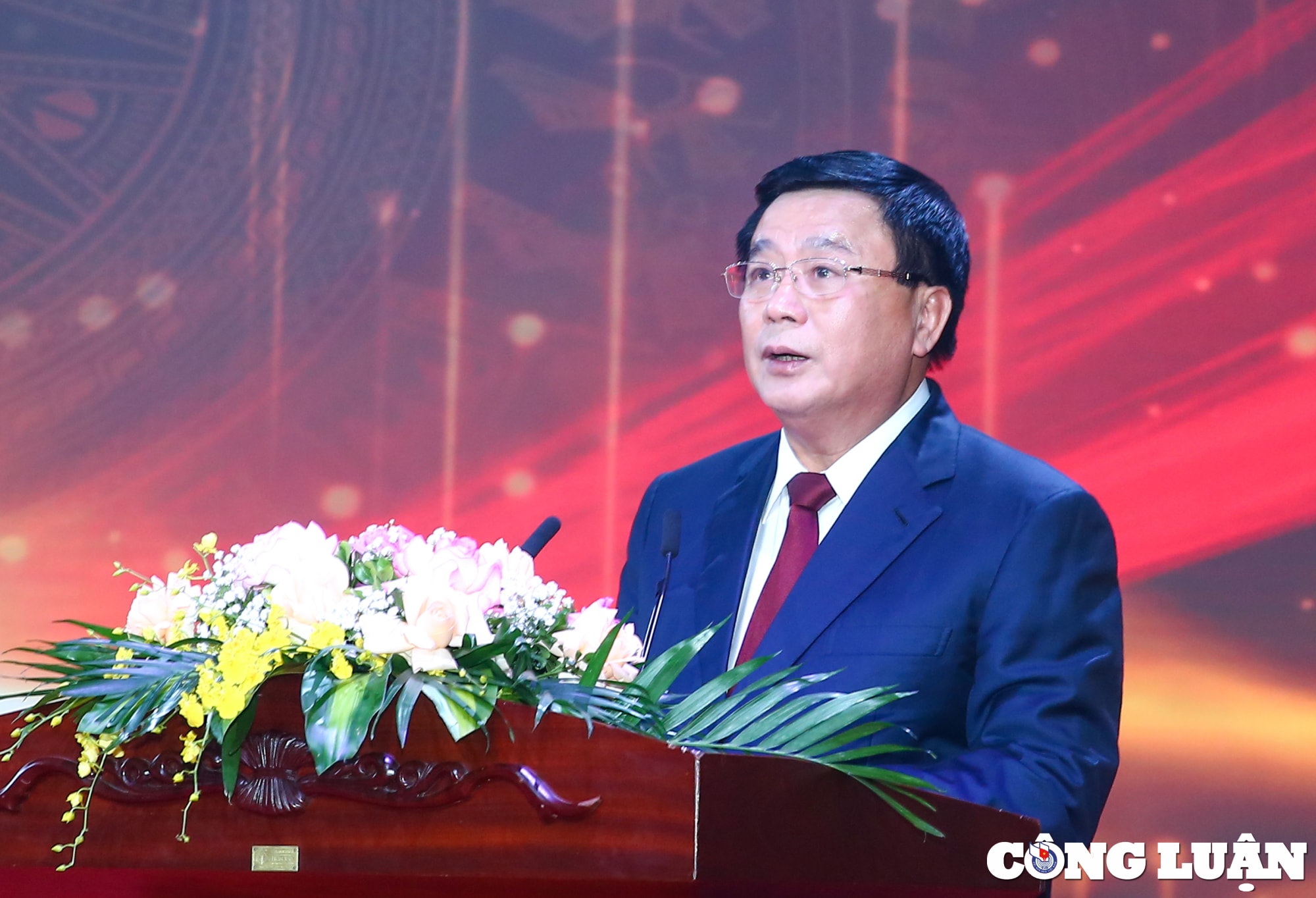 nhieu tac pham the hien sau sac tinh dang tinh chien dau bam sat cac van de ve ly luan va thuc tien hinh 2