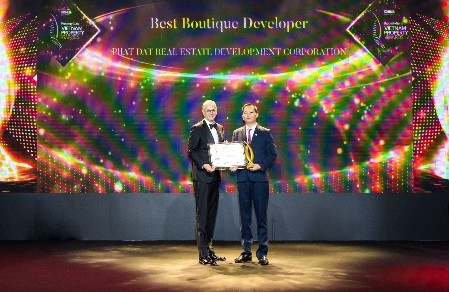 phat dat ghi dau an manh me tai propertyguru vietnam property awards 2022 hinh 1