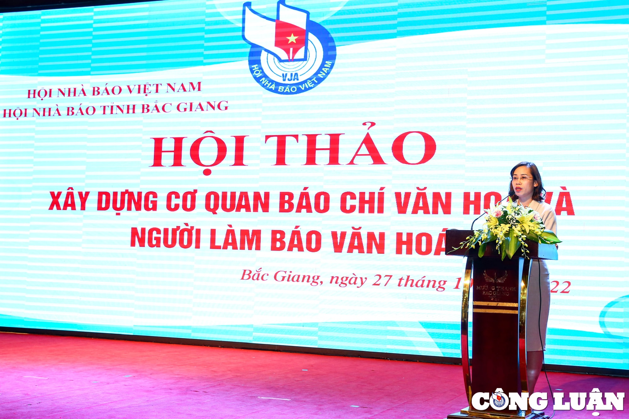 cung thoi bung len ngon lua thi dua lam that chuyen bien thuc chat hinh 6