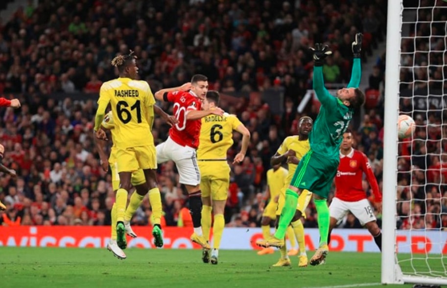 ronaldo toa sang mu thang dam tai uefa euro league hinh 1