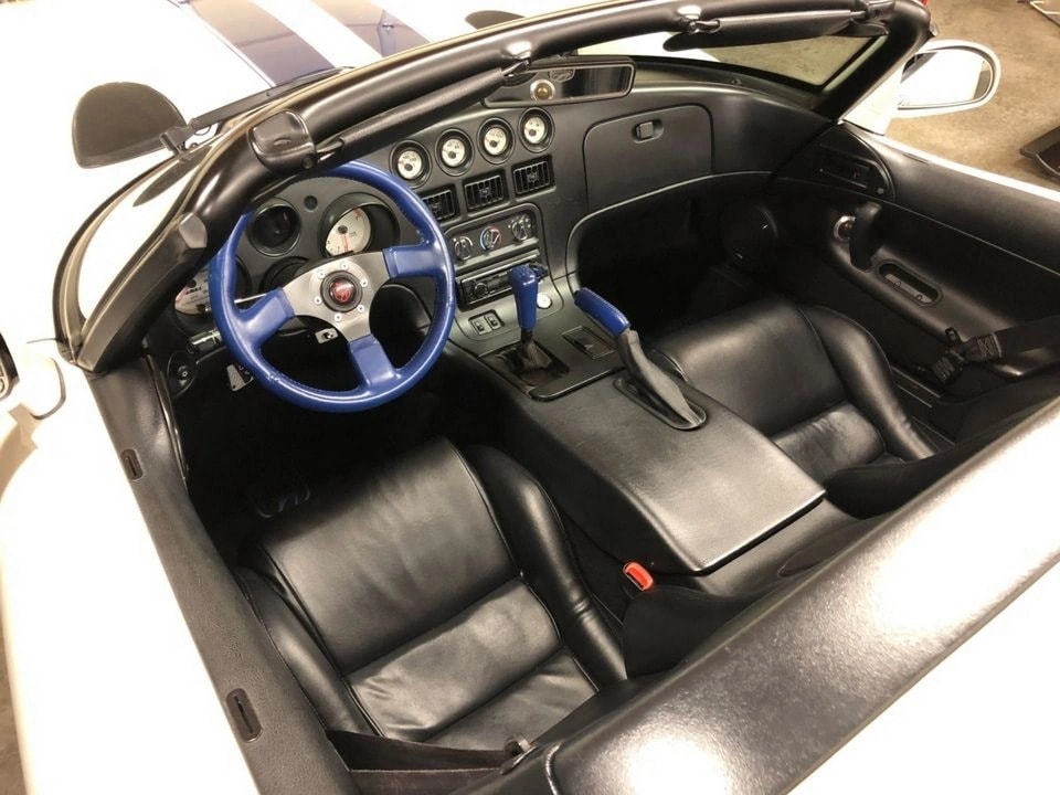ngam chiec limousine dai gan 8m lam tu xe dua dodge viper rt 10 doi 1996 hinh 7