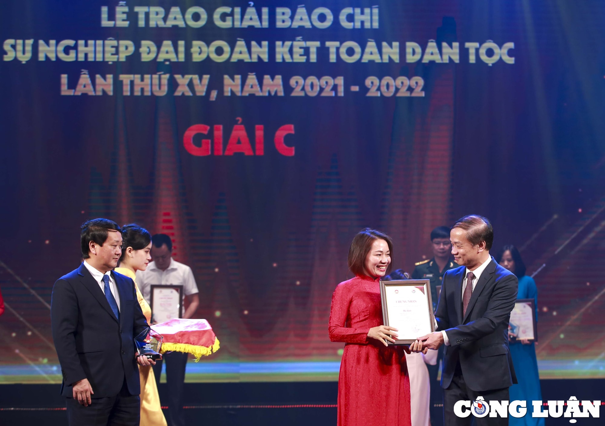 bao nha bao cong luan doat giai c giai bao chi vi su nghiep dai doan ket toan dan toc lan thu xv hinh 3