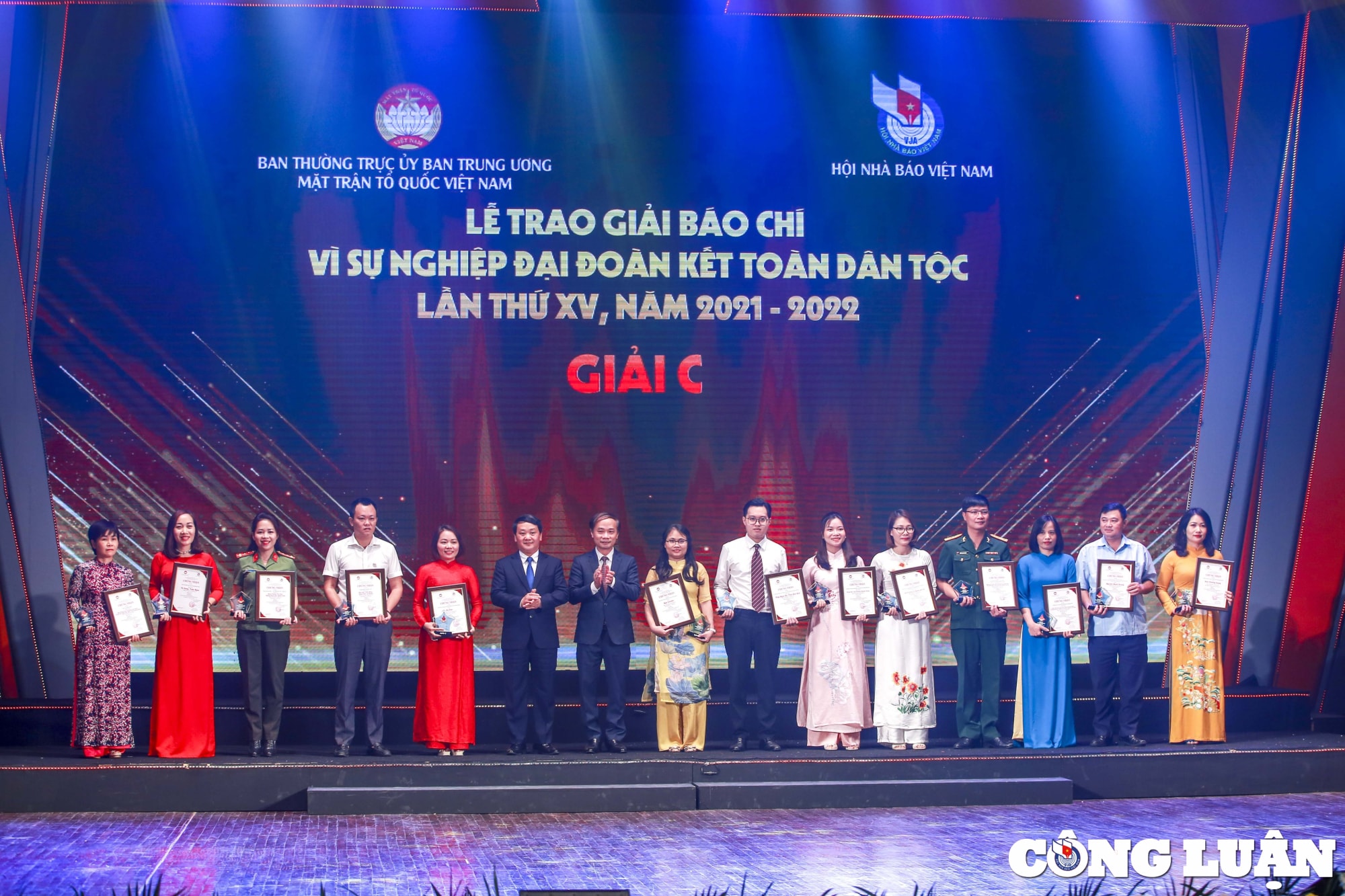 bao nha bao cong luan doat giai c giai bao chi vi su nghiep dai doan ket toan dan toc lan thu xv hinh 4