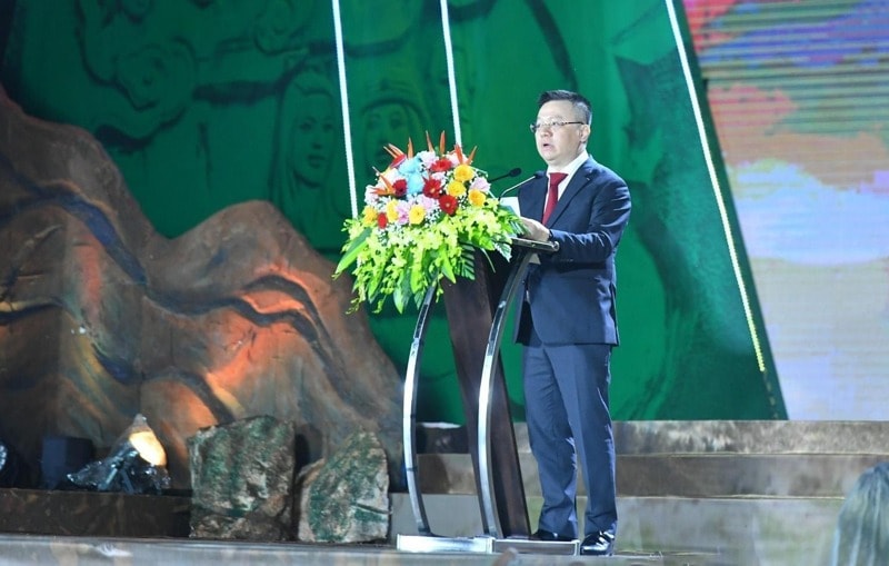 xuc dong tu hao chuong trinh nghe thuat truong bon ban hung ca huyen thoai hinh 2