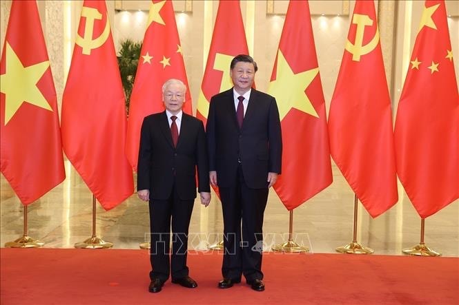 le don chinh thuc tong bi thu nguyen phu trong va doan dai bieu cap cao viet nam hinh 3