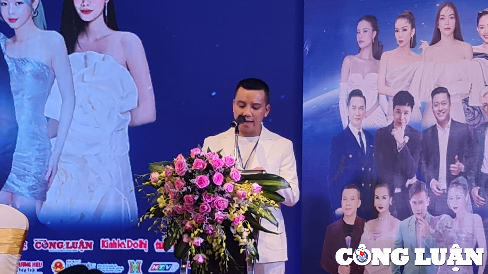ho ngoc ha le quyen tuan hung cung gop mat o dai nhac hoi nhung trai tim viet nam hinh 2