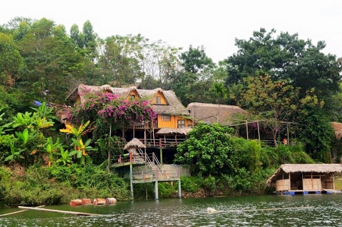 binh yen lang van hoa ngoi tu hinh 2
