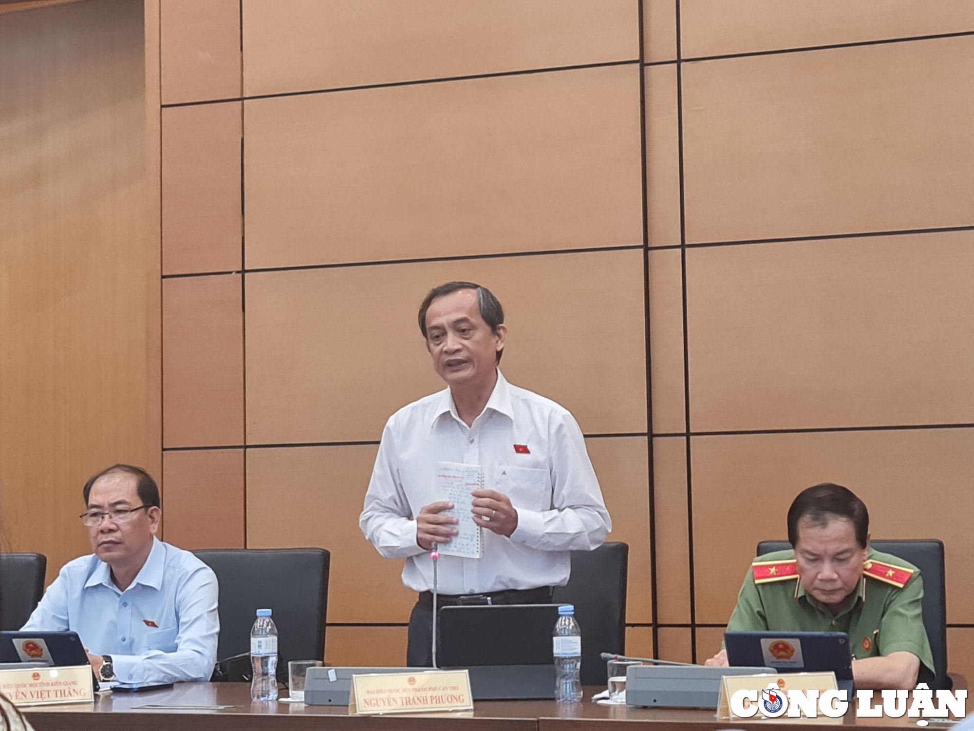 ngan hang dat nong nghiep chi la dau moi chu khong di thue lai dat cua nguoi dan hinh 2