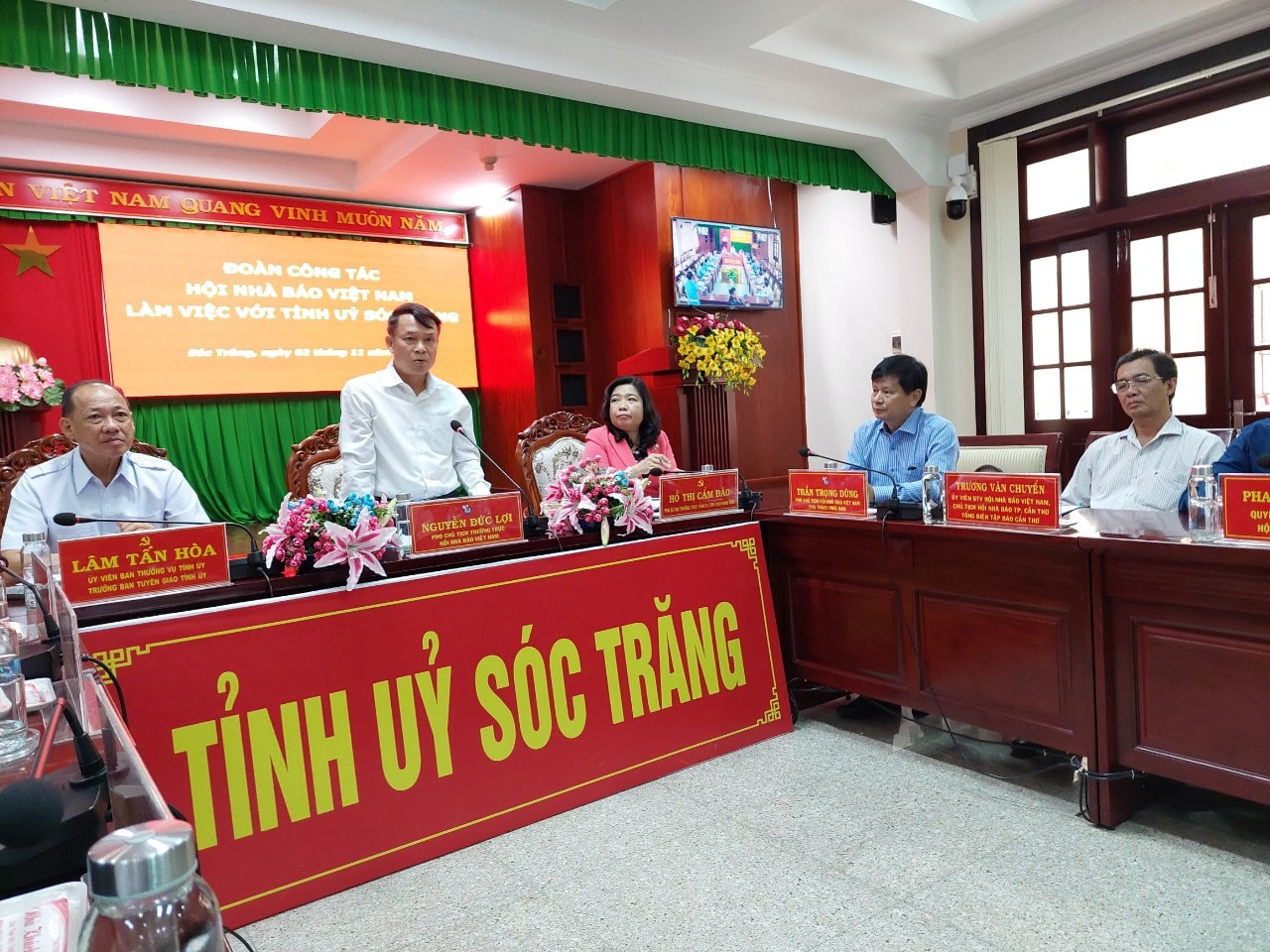 thao go kho khan nang cao nang luc chat luong hoat dong hoi nha bao dia phuong hinh 1