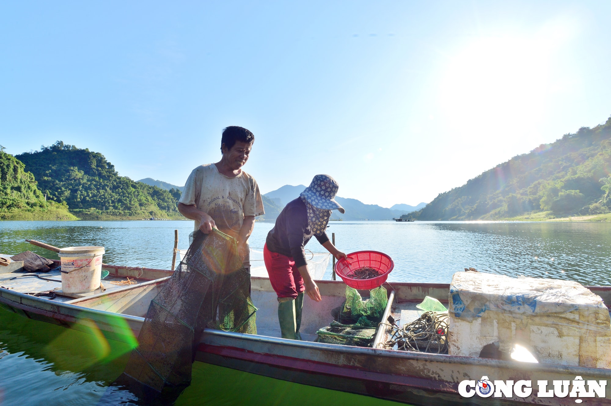 kham pha ban da bia cua nguoi muong ao ta hinh 18