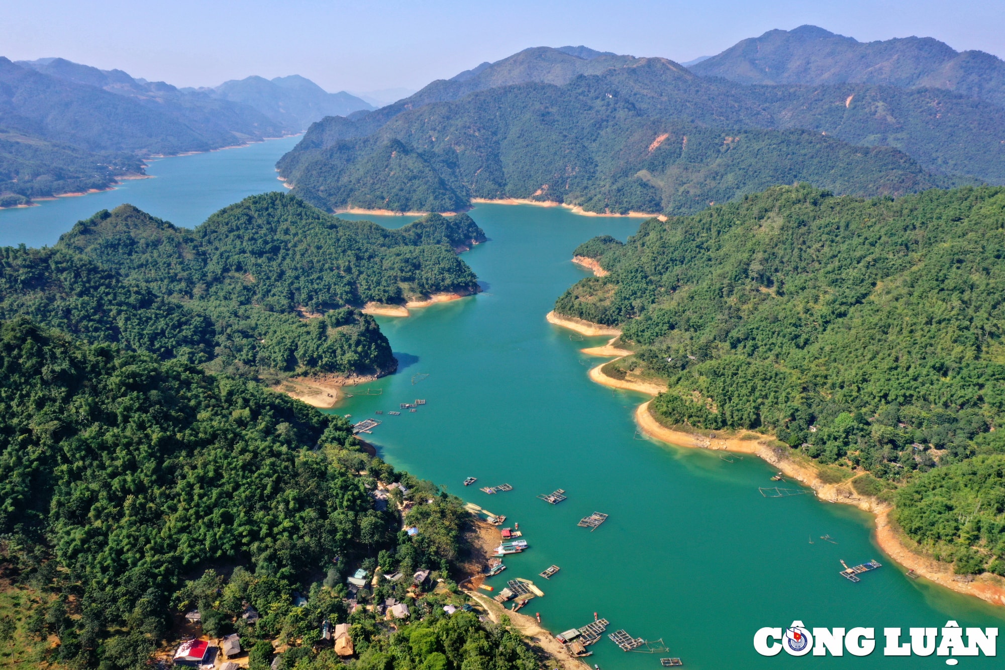 kham pha ban da bia cua nguoi muong ao ta hinh 1