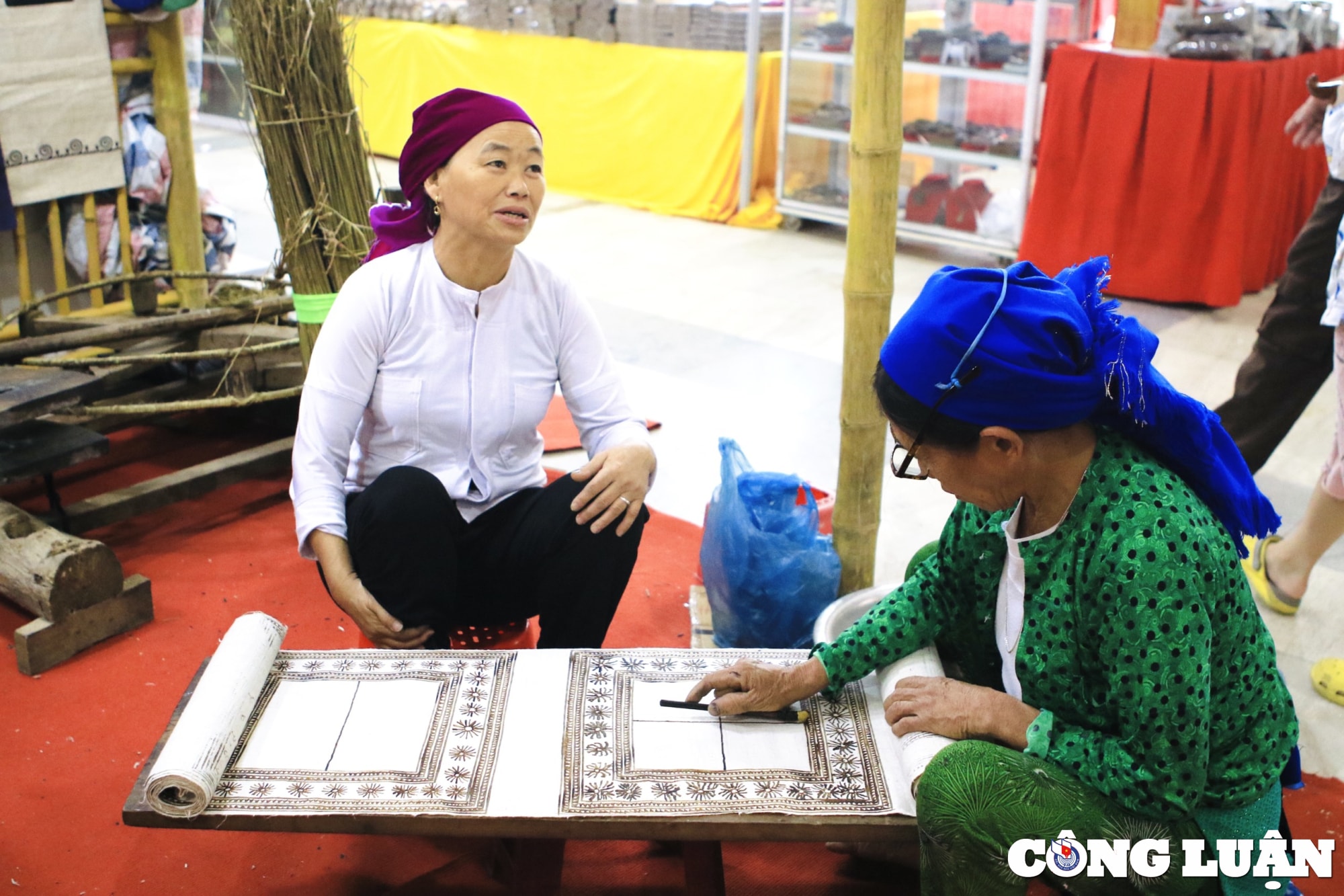 doc dao voi nghe det tho cam cua nguoi dan toc mong o ha giang hinh 1