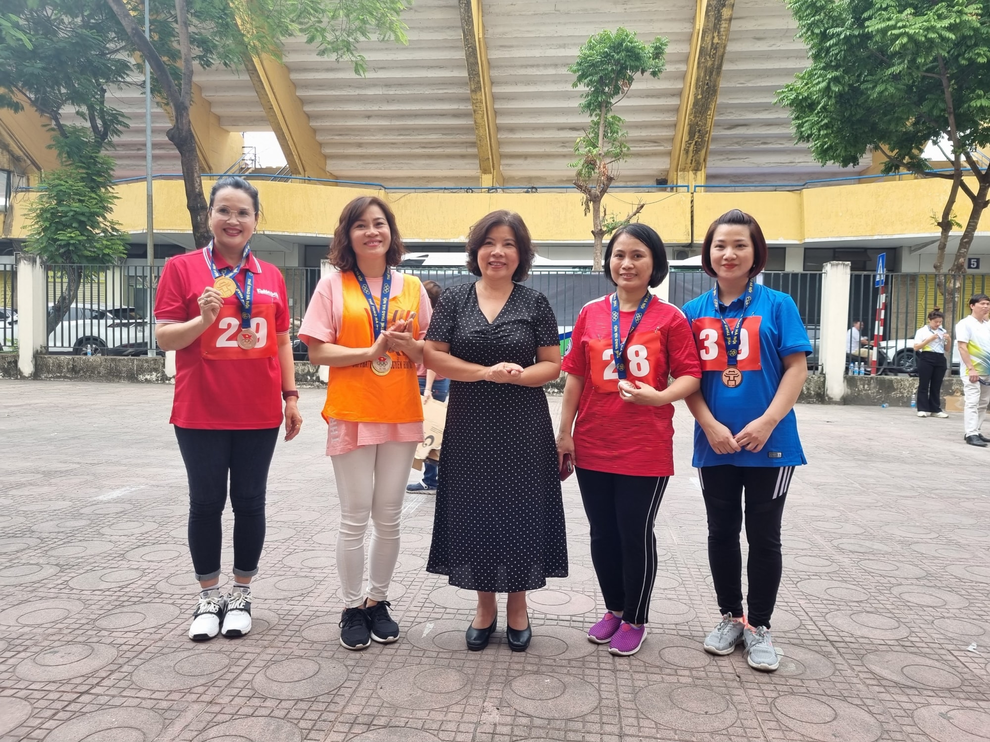 hoi khoe hoi nha bao tp ha noi co hoi giao luu doan ket ren luyen suc khoe cho nguoi lam bao hinh 10