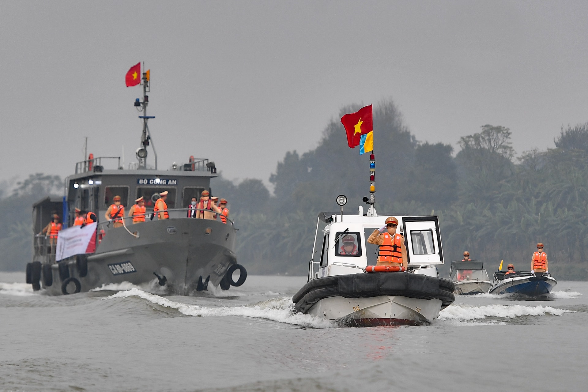 tang cuong cong tac dam bao trat tu an toan giao thong dip tet 2023 hinh 2