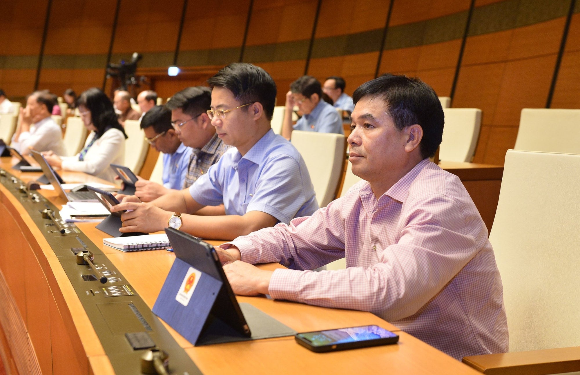 dinh gia rat vo tu nhung sau kiem tra giam sat tro lai thi mac vong lao ly hinh 2