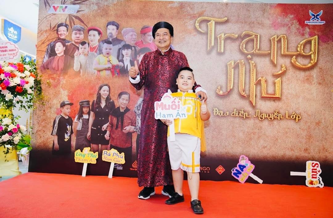 rung sao hoi tu tai buoi hop bao ra mat phim bom tan trang nhi hinh 3