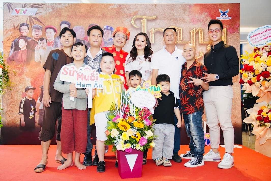rung sao hoi tu tai buoi hop bao ra mat phim bom tan trang nhi hinh 5