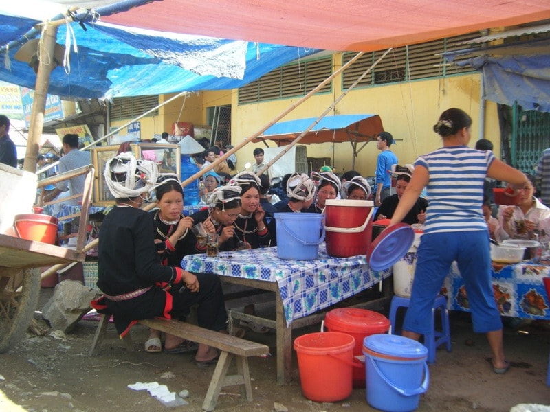 doc dao sac mau cho phien bao lac hinh 6